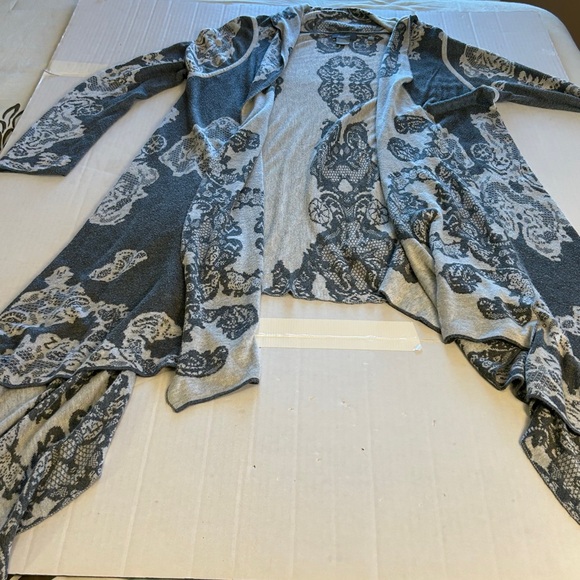 Neiman Marcus Gray Lace Waterfall Open Front Duster Sweater Cardigan Sz XL - Picture 7 of 13